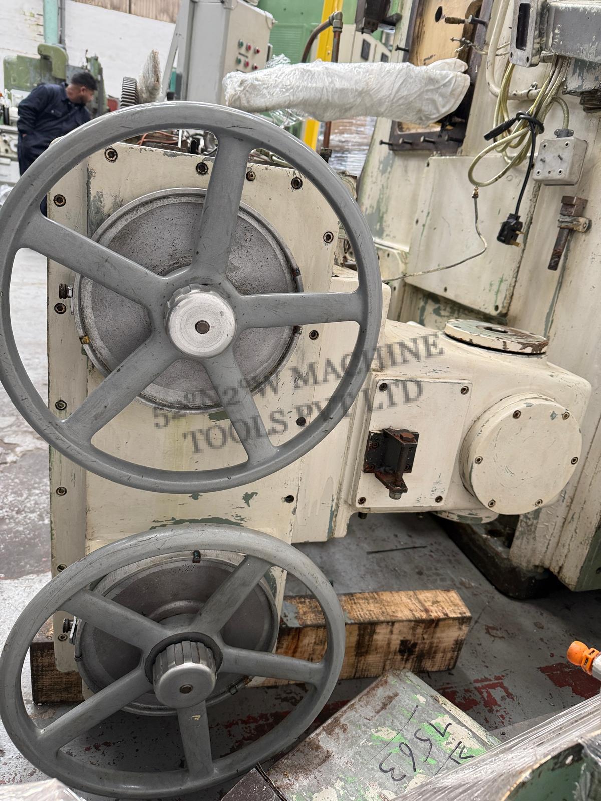 7563c